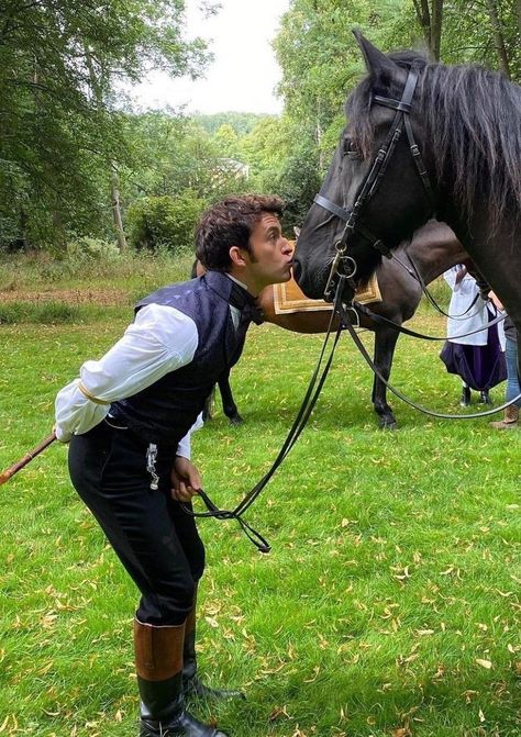 Bridgerton Birthday Party, Anthony Bridgerton, Jonathan Bailey, Pookie Wookie, Queen Charlotte, Netflix Series, Period Dramas, Film Serie, Fav Celebs