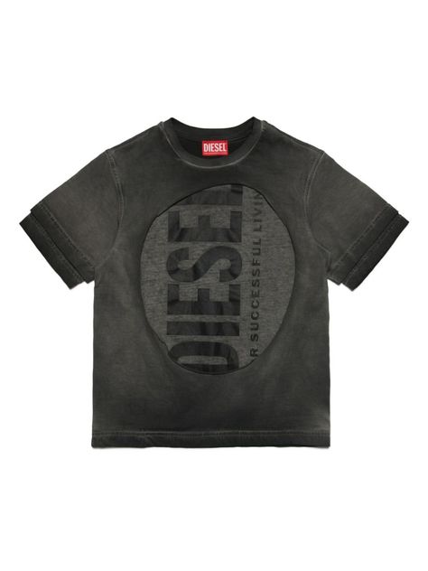 . Shop now at Diesel.com #dieselkids #diesel . #Diesel_Shirts #Dress_With_Jean_Jacket #Diesel_T_Shirts #Layered_T_Shirt With Jean, Highschool Outfits, Diesel Shirts, T-shirt Print Design, Designer Boys, Inspiration Board Design, Christmas T Shirt Design, Shirt Graphics, Cozy Winter Outfits