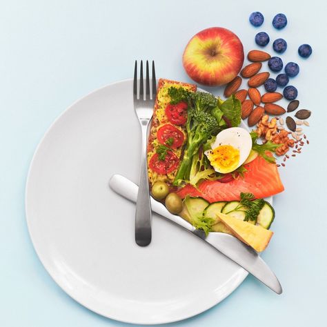 Intermittent Fasting May Help Your Body's Immune Defenses While Decreasing Inflammation Fruit For Diabetics, Sugar Free Breakfast, Cholesterol Free Recipes, Green Tea Diet, Mind Diet, Low Cholesterol, Dash Diet, Healthy Snacks For Diabetics, Calorie Counting