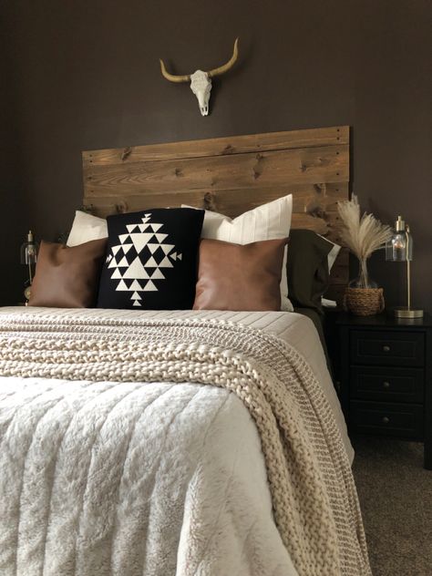 Boho Brown Bedroom, Tan Western Bedroom, Dark Wood With Black Accents, Brown And Taupe Bedroom, Brown Black And Cream Bedroom, Black Accent Wall Bedroom With Brown Furniture, Black Tan Bedroom, Browns And Black Bedroom, Neutral Brown Bedroom Ideas