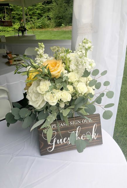 Green White Yellow Flower Arrangements, Sage Green And Yellow Decor, Sage And Marigold Wedding, Sage Green Yellow Wedding, Lemon And Sage Wedding, Elegant Yellow Wedding, Sage Green White And Yellow Wedding, Sage Green And Pastel Yellow Wedding, Green And Yellow Centerpieces