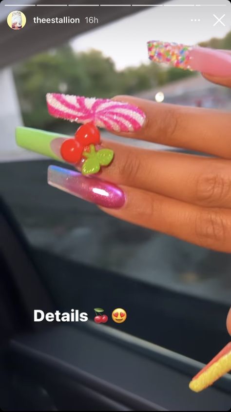 Colorful Manicure, Kawaii Nail Art, Lipstick Nails, Celebrity Nails, Drip Nails, Long Nail Designs, Megan Thee Stallion, Kawaii Nails, Hair Nails