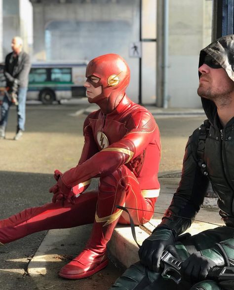 Flash And Arrow, Flash Cosplay, Flash Costume, Flash Barry Allen, The Flash Grant Gustin, The Flash Season, Cw Dc, Dc Tv Shows, Flash Arrow