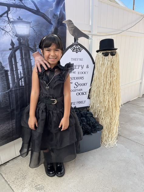 Wendy Adams Birthday Party, Wednesday Adam Theme Party, Wednesday Adams Birthday Party Ideas, Diy Wednesday Addams Party Decor, Wednesday Adam’s Birthday Party, Wendsday Birthday Party Ideas, Wednesday Birthday Party Theme, Wednesday Adams Birthday, Wednesday Themed Birthday Party