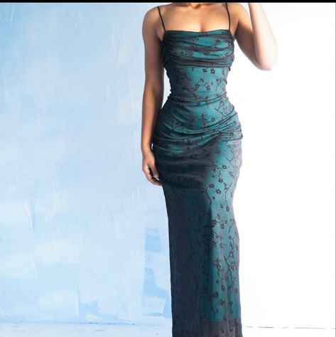 Prom Dresses Slay, Teal Homecoming Dresses, Yule Ball Outfits, 90s Prom Dresses, Teal Gown, Teal Prom Dresses, Cyan Color, Teal Outfits, Layered Gown