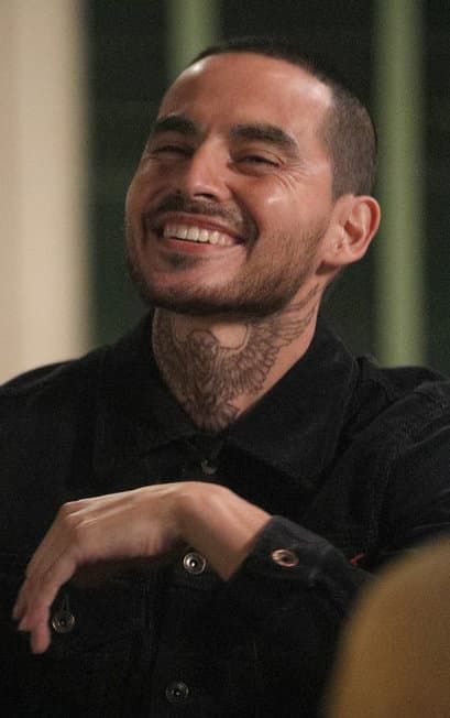 Rio Wallpaper, Good Girl Bad Boy, Manny Montana, Cool Wallpapers For Girls, Estilo Cholo, Power Back, Good Girls, Man Crush Everyday, Whatsapp Number