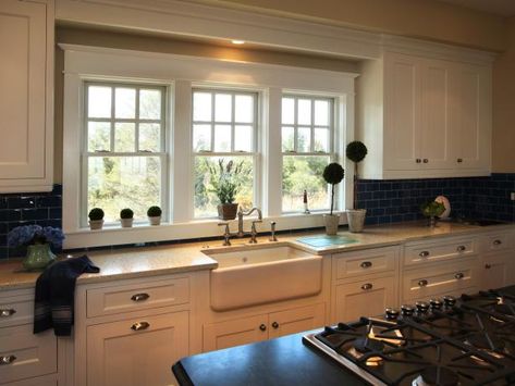 Window Above Sink, Above Kitchen Sink, Kitchen Sink Window, Kitchen Window Design, Above Sink, Above Kitchen Cabinets, Refacing Kitchen Cabinets, Craftsman Kitchen, Kitchen Window Treatments