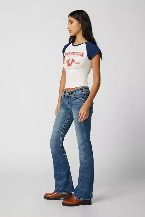 Low-Rise Flare Jean Lowrise Jeans Outfits, True Religion Jeans Outfit, Low Rise Pants Outfit, Low Rise Flare Jeans Outfit, Low Rise Jeans Outfit, Ultra Low Rise Jeans, Flare Jeans Outfit, Attractive Clothing, Outfit Inso