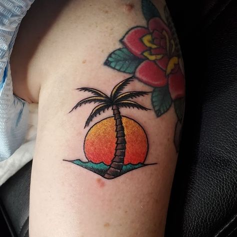 Beach Tattoo Ideas, Americana Tattoo, Framed Tattoo, Reaper Tattoo, Summer Tattoo, Hula Dance, Beach Tattoo, Sun Umbrella, Tattoo Parlors