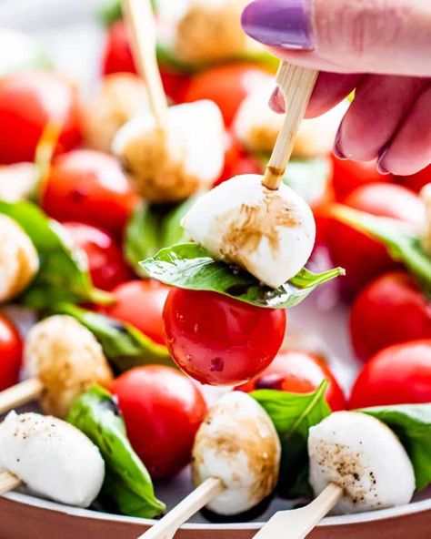 Mini Caprese Salad Bites - Jo Cooks Salad Kabobs, Caprese Salad Bites, Wedding Snack, Caprese Bites, Tomato Mozzarella Basil, New Year's Eve Appetizers, Caprese Skewers, Jo Cooks, Spinach Ricotta