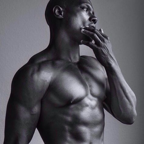 Sensual... Black Dude, Gym Pictures, Photography Genres, Silhouette Photos, Photography Guide, Male Form, Black Boys, Male Body, Male Beauty