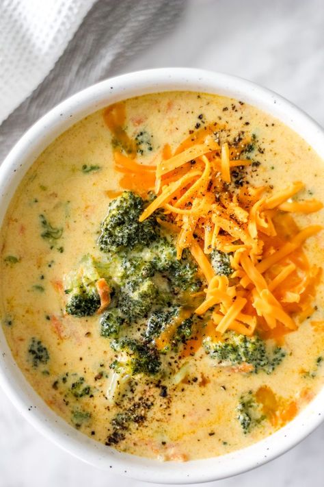 Broccoli Cheddar Soup Easy One Pot Soup, Broccoli And Carrot Soup, One Pot Soup, Broccoli Cheddar Soup Recipe, Shredded Carrots, Creamy Recipes, Fall Soup Recipes, Broccoli Cheese Soup, Broccoli Cheddar Soup