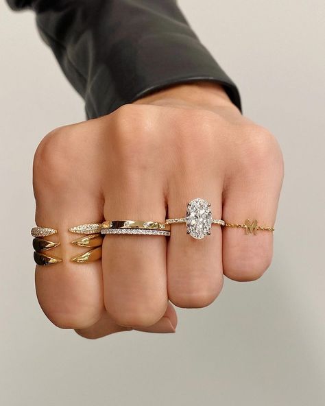 RING CONCIERGE on Instagram: “It’s all about yellow gold right now! 💛” Necklace Length Guide, Bracelet Size Chart, Ring Concierge, Kids Rings, Bespoke Engagement Ring, Kids Bracelets, Pave Engagement Ring, Kids Earrings, Hidden Halo