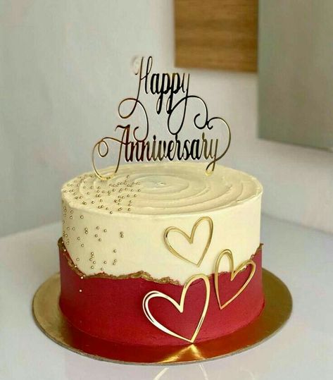 Cakes For Marriage Anniversary, Romantic Cakes For Husband, Heart Shape Birthday Cake For Husband, Cakes For Anniversary Ideas, Elegant Anniversary Cake Designs, Red And White Anniversary Cake, Best Anniversary Cake Designs, My Husband's Birthday Cake, Heart Cake For Anniversary