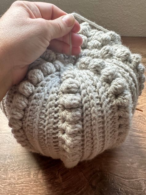 Ribbed Bobble Pumpkin Crochet Pattern - Hooked on Homemade Happiness Crochet Thanksgiving, Pumpkin Crochet Pattern, Crochet Christmas Stocking Pattern, Crochet Flower Squares, Pumpkin Patterns, Pumpkin Crochet, Crochet Pumpkins, Bobble Crochet, Micro Crochet