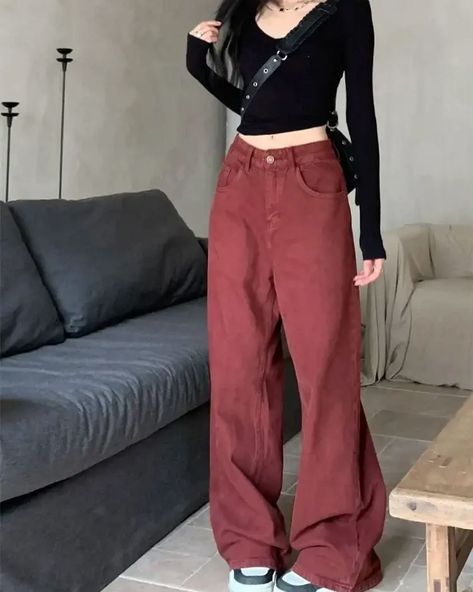 Our Jeans Are in TREND!❤️‍🔥 tell us your fave 1-7 !? Baggy Jeans Women, Vintage Jeans Style, High Waist Wide Leg Trousers, Acubi Fashion, Vintage Decoration, Style Wide Leg Pants, Harajuku Streetwear, Boho Floral Dress, Loose Style