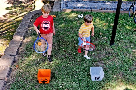 Two kids balancing plastic pumpkins on rackets for a Halloween pumpkin game. Pumpkin Balance Game, Relay Race Games, Pumpkin Game, Fall Activities For Toddlers, Halloween Activities Preschool, Pumpkin Games, Room Parent, Backyard Toys, Link Halloween