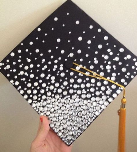 Blinged Out Graduation Cap---40+ Awesome Graduation Cap Ideas. Graduation Cap Ideas, High School Graduation Cap, College Graduation Cap Decoration, Grad Hat, Grad Cap Designs, Graduation Cap Designs, Cap Ideas, Graduation Caps, Graduation Hat