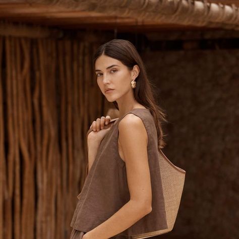 Seed Heritage on Instagram: "Easy Outfitting #SeedWoman Pair our shell top with pleat front trousers, both in beautiful chocolate linen. Shop via the link in bio." Beautiful Chocolate, Shell Top, Shell Tops, Seed Heritage, Linen Shop, Link In Bio, Seeds, Shells, Trousers