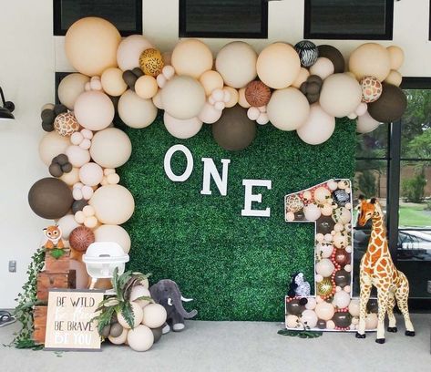 Wild One Photo Backdrop, First Birthday Boy Themes Ideas, Wild Safari Birthday Party, Wild One Backdrop, Safari Birthday Party Ideas, Wild One First Birthday, Bday Decor, Grass Backdrops, Wild One Birthday Party