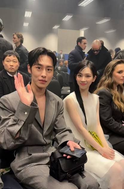 Prada Fashion Show, Lee Jaewook, Lee Jae Wook, Asian Men's Hairstyles, Jae Wook, Lee Jae-wook, Prada Fashion, K Pop Star, Interracial Couples