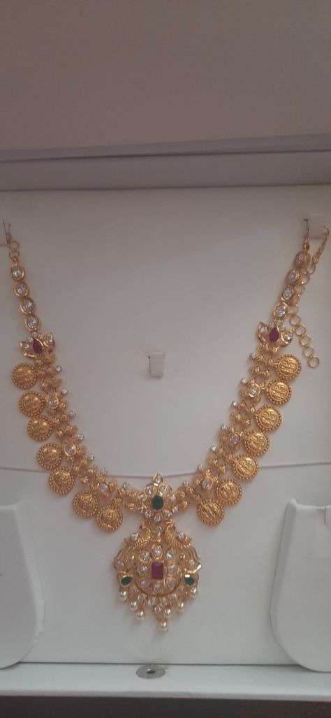 Ram Parivar Short Necklace, Short Kasulaperu Jewellery, Short Kasulaperu Designs, Kasulaperu Jewellery With Grams, Ram Parivar Necklace Designs, Detachable Jewellery, Indian Gold Necklace Designs, Gold Earrings For Kids, Indian Wedding Jewelry Sets