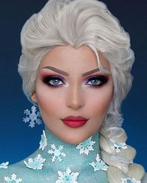 Disney Halloween Makeup, Elsa Makeup, Disney Princess Makeup, Elsa From Frozen, Elsa Cosplay, Princess Makeup, Disney Hair, Frozen Movie, Disney Makeup