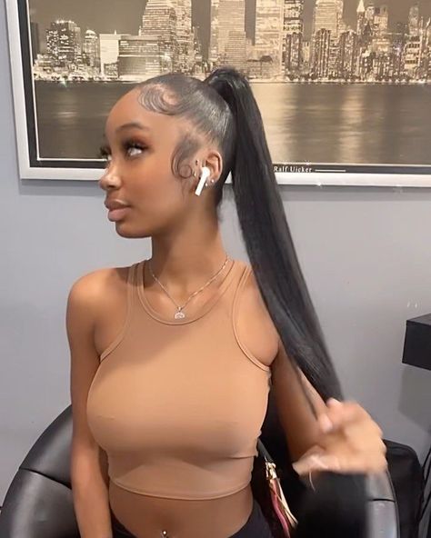 Cold Hairstyles, Mid Ponytail Hairstyles, Bangs And Braids, Mid Ponytail, Ponytails With Bangs, Elaborate Hairstyles, Black Ponytail Hairstyles, Stylish Hairstyles, Curly Hair Styles Easy