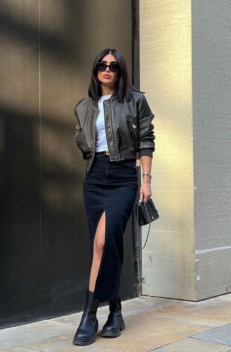 Casual Fashion Inspiration, Fitted Slacks Outfit, Monochrome Minimalist Outfits, Fall Outfits With Leather Skirts, Trendy Outfits For Spring 2024, Black Midi Jean Skirt Outfit, Outfits Mid Size Women, 2024 Women Fashion Trend, Black Jeans Skirt Outfit