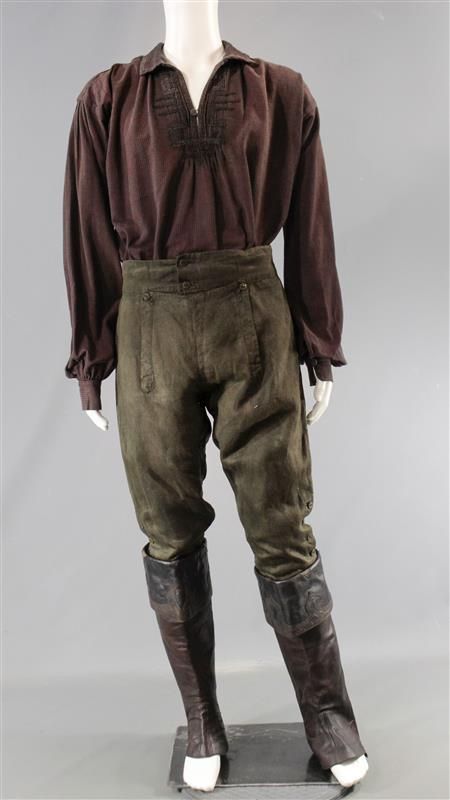 BLACK SAILS CAPTAIN FLINT TOBY STEPHENS SCREEN WORN PIRATE COSTUME SS 3 & 4 Medieval Clothes, Church Attire, Church Fits, Pirate Fashion, Contemporary Costumes, My Church, Church Outfit, Pirate Shirts, Black Sails