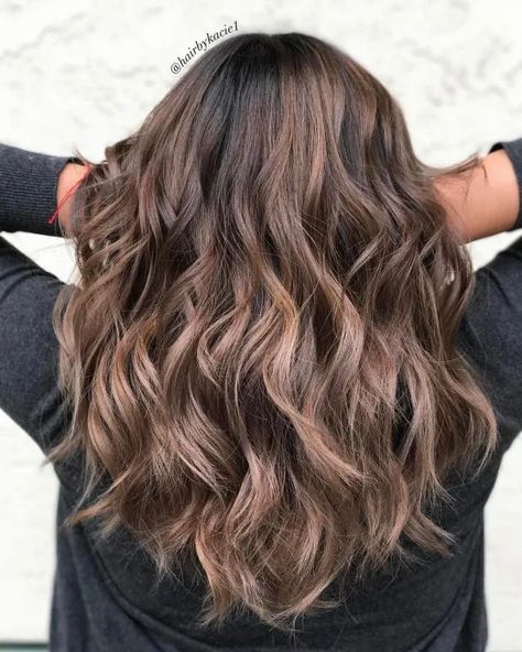 Upgrade your thick hair this year with a new style. Simply let your hairstylist cut choppy layers to shape up those voluminous tresses. New Long Haircuts, Long Hairstyles With Layers, Hairstyles With Layers, New Long Hairstyles, Haircuts For Long Hair With Layers, Long Haircuts, Wavy Haircuts, Long Layered Haircuts, Long Layered Hair