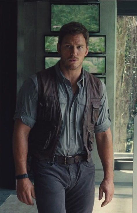 Owen Jurassic World, Jurassic World Chris Pratt, Owen Grady, Actor Chris Pratt, Adventurous Men, Jurassic Park Movie, Lego Jurassic, Jurrasic Park, Scott Lang