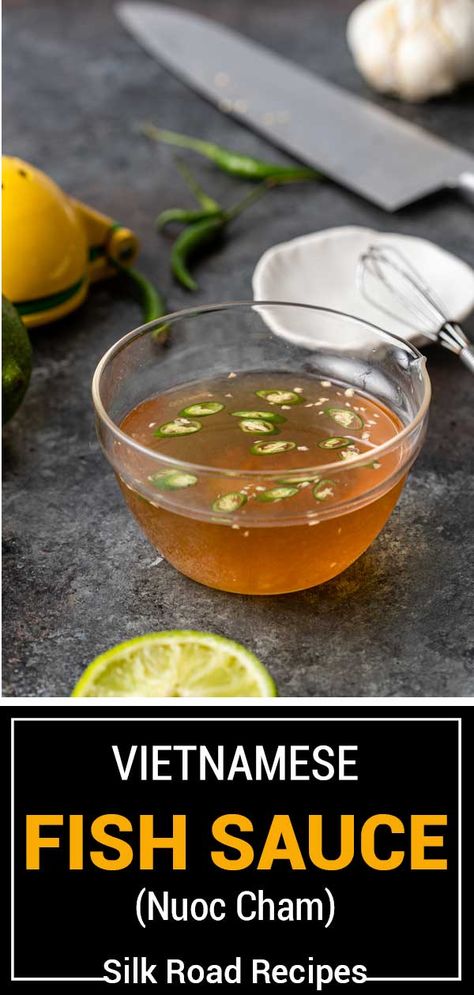 Vietnamese Vinegar Sauce, Vietnamese Bun Sauce, Fish Sauce Salad Dressing, Diy Fish Sauce Recipe, Asian Fish Sauce Recipes, How To Make Fish Sauce, Thai Fish Sauce Recipe, Homemade Fish Sauce, Nuc Mam Sauce