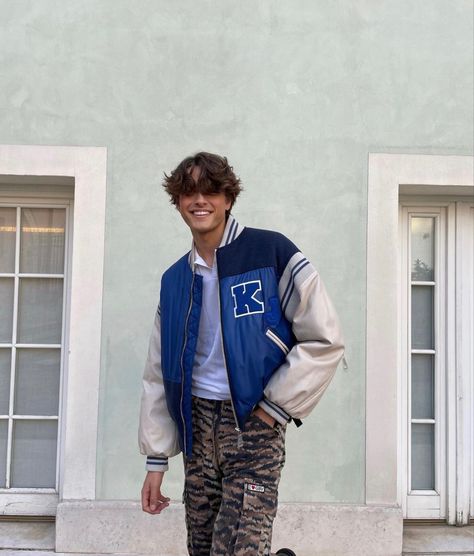 College Student Outfits, Ryan Prevedel, Indie Kid Outfits, Mens Photoshoot, Kid Outfit, Mens Photoshoot Poses, Rock Baby, Indie Kids, Blue Outfit