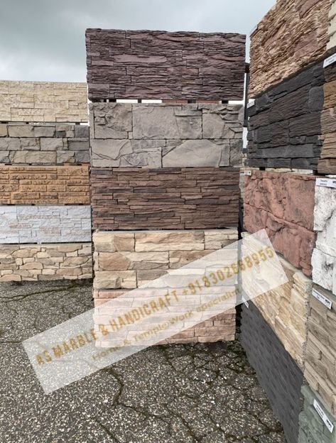 Tiles For Outer Walls Of House, Stone Wall Interior Design, Wall Tiles Living Room, Cladding Stone, Natural Stone Cladding, Stone Walls Interior, Front Wall Design, House Interior Living Room, Stone Wall Design