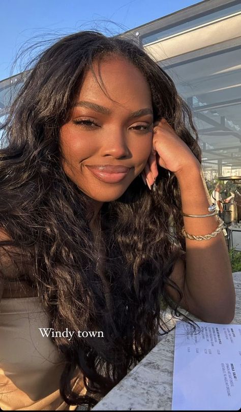 #follow #hairgoals #hair #hairstyles #skincare #skin #makeuplover #makeup #blogging #blogger #blog Ryan Destiny, Pretty Dark Skin, Money Lifestyle, Vs Models, Dark Skin Beauty, Looks Black, Dark Skin Women, Girl Inspiration, Baddie Hairstyles