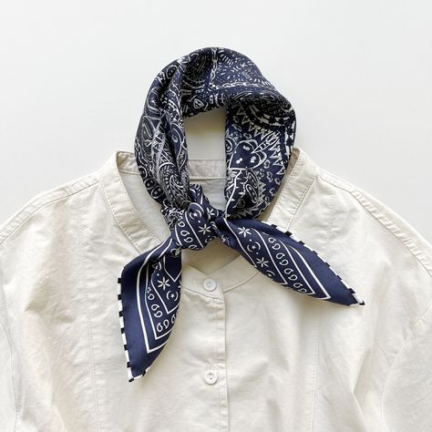 🔔 New In | Classic symmetric pattern silk bandana scarf for all, available in timeless navy blue and refreshing matcha green. Meticulously crafted with the finest silk twill, ensuring a lasting addition to your year-round wardrobe. #LuluLaneUK #littleluxies #silklovers #neckerchief #bandanabib #TimelessTunes #navybluewedding #dapperstyle #giftforwife #giftforhusband #giftforhimidea #SophisticatedStyle #concertnight #datenightoutfit #weddingguestoutfit #preppystyle #mothersdaygiftideas #summe... Symmetric Pattern, Mens Silk Scarves, Pattern Scarf Silk, Silk Neck Scarf, Long Silk Scarf, Silk Headscarf, Silk Bandana, Dapper Style, Square Silk Scarf