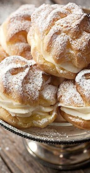 Cannoli Filling, Cannoli Recipe, Cannoli Cream, Cream Puff Recipe, Italian Pastries, Puff Recipe, Cream Puffs, Cannoli, Pastry Recipes