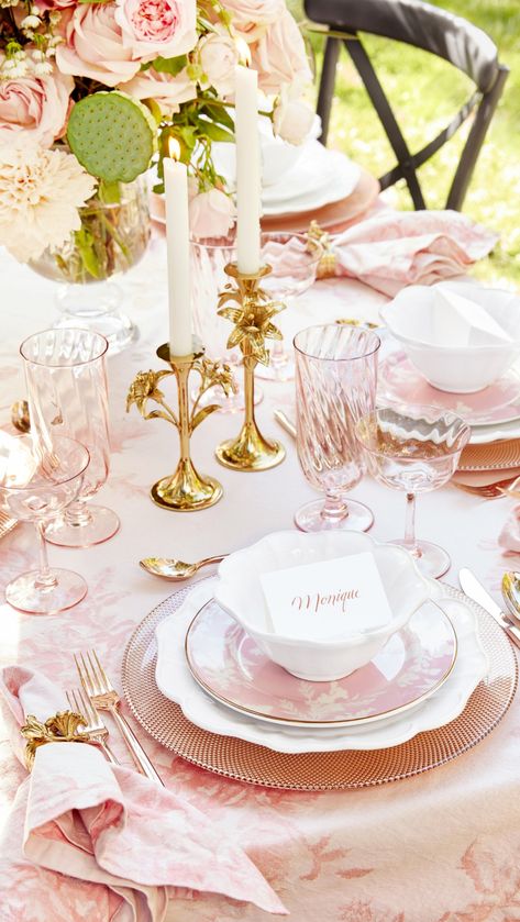 Pink Charger, Gold Pottery, Rose Gold Flatware, White Tablescape, Plate Pottery, Glass Charger Plates, Bowl Pottery, Construction Crafts, Mothers Day Brunch