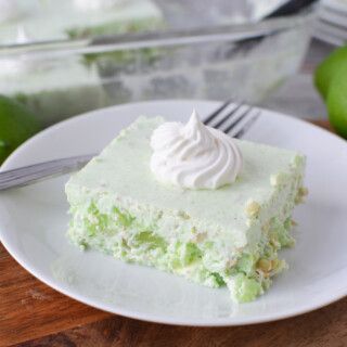 Pear Jello, Green Jello Salad, Lime Jello Salads, Congealed Salad, Jello Salads, Green Jello, Peanut Butter No Bake, Jello Desserts, Square Recipes