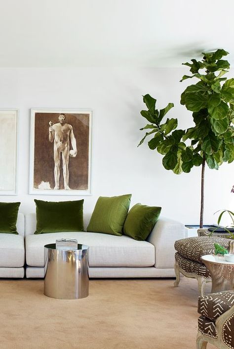 White Sofa Green Cushions, Mint Green And Beige Living Room, White Couch Green Accents, Black White And Green Living Room, White Green Living Room, Green And Neutral Living Room, Cream Sofa Living Room Color Schemes, Green And White Living Room, Couch Interior Design