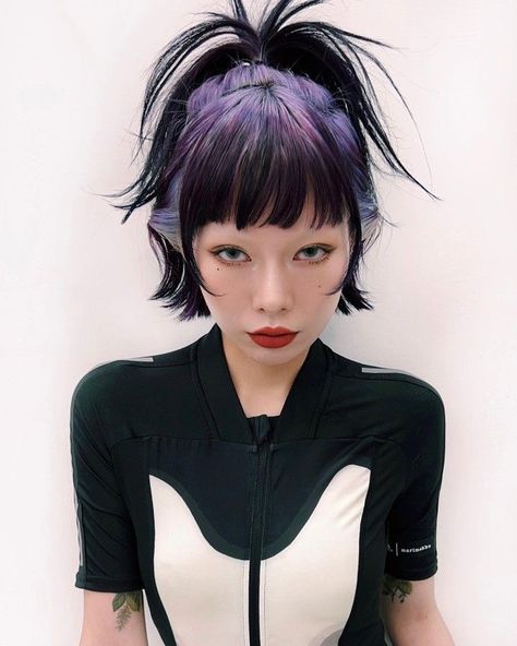 Angel Ring Hair Dye, Emo Hair Color Ideas, Asian Hair Inspo, Emo Hair Color, Wise Wizard, Harajuku Hair, Color Block Hair, Hair Color Asian, Hair Color Streaks