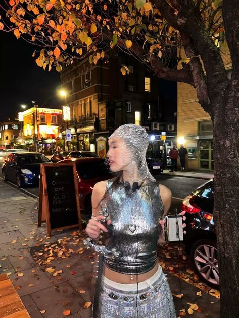 Saint Joan Of Arc Costume, Knight Halloween Costume Women, Fancy Costume Ideas, Joan Of Arc Outfit, Knight Costume Women, Joan Of Arc Halloween, Joan Of Arc Costume, Knight Halloween Costume, Halloween Rave Outfits