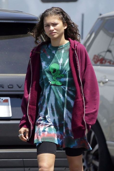 Euphoria Outfits Party, Zendaya Euphoria, Rue Euphoria, Euphoria Outfits, Estilo Zendaya, Euphoria Clothing, Euphoria Fashion, Zendaya Outfits, Zendaya Style