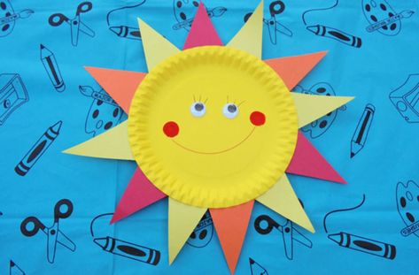 Paper plate crafts: how to make a sun | GoodtoKnow Paper Plate Sun, Sun And Rainbow, Sun Crafts, Rainbow Craft, Kindergarten Art Projects, Sugar Paper, Outdoor Education, Rainbow Crafts, Paper Plate Crafts