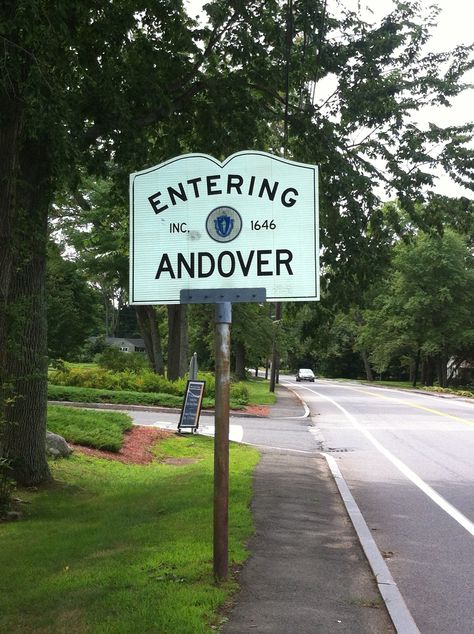 #Andover - a wonderful place to live!  With so much to offer from shopping to restaurants, world class schools, nature, golf, cultural events, and a rich historical platform it has some of the most beautiful homes in MA plus it's close to major highways. What could be better? Andover Massachusetts, Calm Fits, Boarding Schools, Essex County, Witch Trials, Valley Road, Dream School, Place To Live, Boarding School