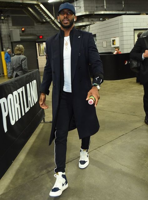 Nba Style, Best Dressed Men, Nba Drip, Nba Outfit, Nba Fashion, Black Men Fashion Swag, Mens Fashion Simple, Best Dressed Man, Black Men Street Fashion