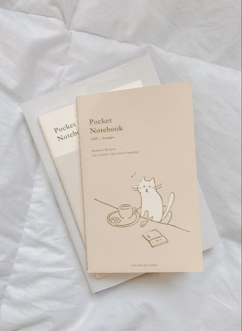 Korean Notebook Aesthetic, Korean Stationery Aesthetic, Agendas Aesthetic, Cute Stationery Aesthetic, Minimalistic Cafe, Minimalist Stationary, Korean School Supplies, Aesthetic Notebook Cover, Korean Stationary