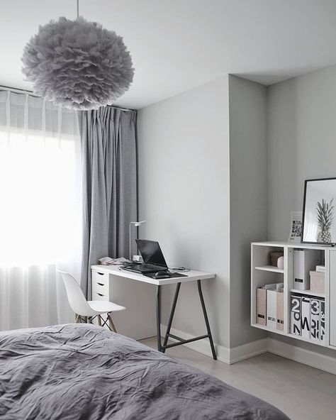 Bedroom Inspiration Grey, Grey And White Room, Grey Bedroom Decor, Study Area, Dekorasi Kamar Tidur, Grey Room, Redecorate Bedroom, Gray Bedroom, White Bedroom