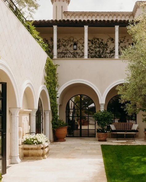 Dreaming of going back there to capture the most dreamy wedding photos in this Saint-Tropez idyllic nest ✨️ imagine that ?! Getting married at the @airellessainttropez and enjoying the pool, the view, the food, the intimacy, the services, the gardens,....endless possibilities 📷 - @eikon.collection @lucy_till_french_weddings @marioncophotography #airellessainttropez #airellescollection #airellesgordes #airellesmessardieresainttropez #messardiere #messardieresttropez #chateaumessardiere #chate... French Weddings, Riviera Wedding, French Riviera Wedding, French Wedding, Dreamy Wedding, French Riviera, Saint Tropez, The View, Endless Possibilities